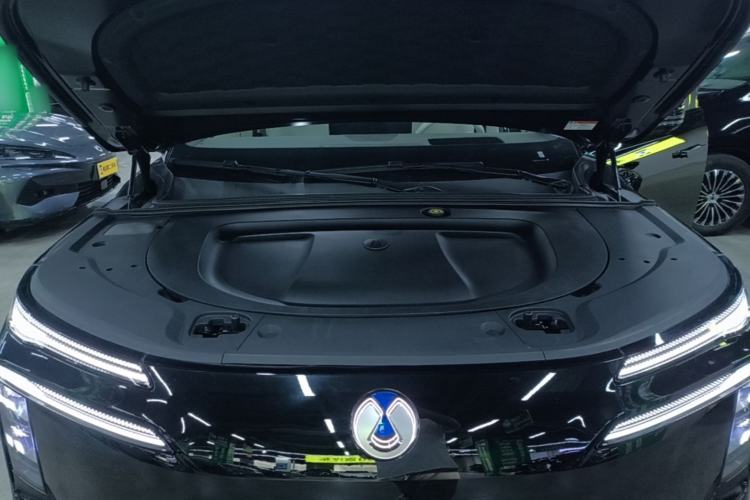 Used Denza N8L 2025 Model Flagship Model Engine Bay