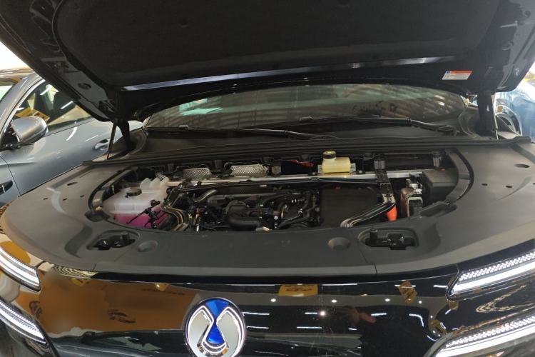 Used Denza N8L 2025 Model Flagship Model Engine Bay
