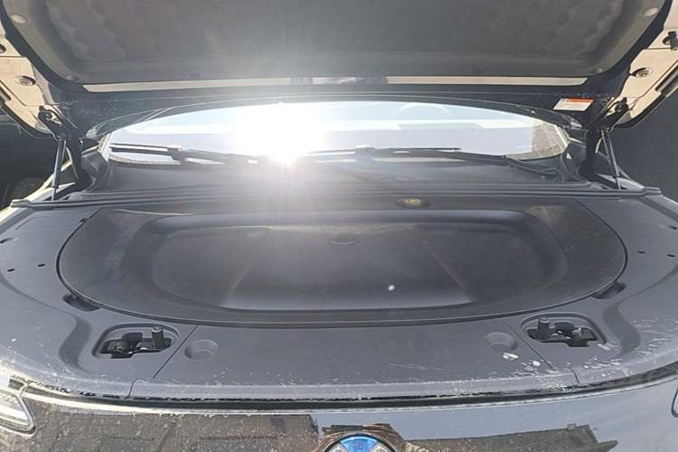 Used Denza N8L 2025 Model Flagship Model Engine Bay