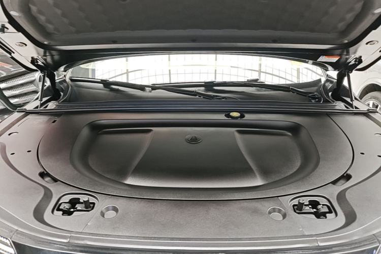 Used Denza N8L 2025 Model Flagship Model Engine Bay