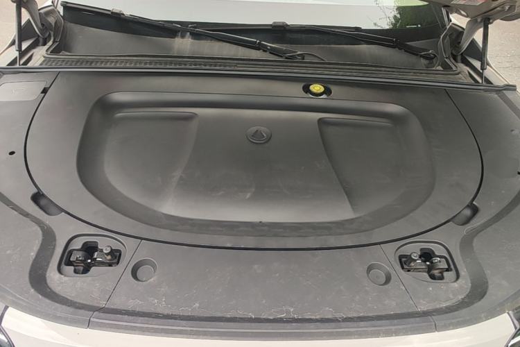 Used Denza N8L 2025 Model Flagship Model Engine Bay