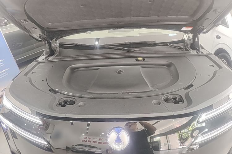 Used Denza N8L 2025 Model Flagship Model Engine Bay