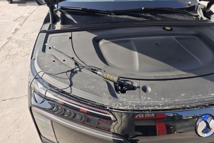 Used Denza N8L 2025 Model Flagship Model Engine Bay Right