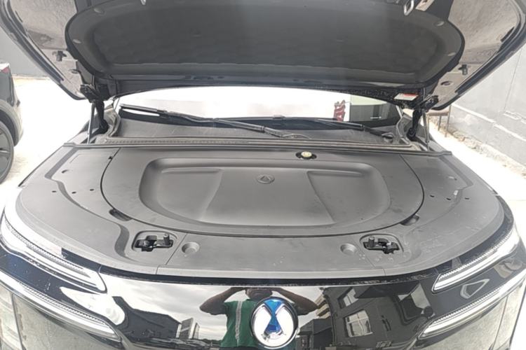 Used Denza N8L 2025 Model Flagship Model Engine Bay