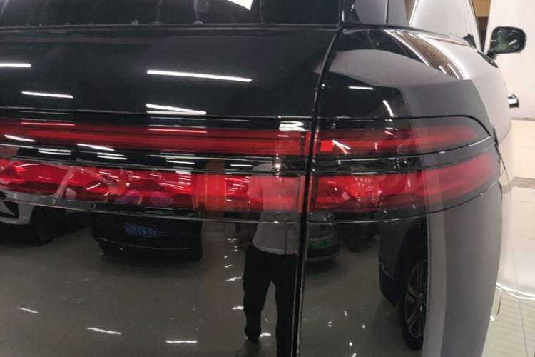 Used Denza N8L 2025 Model Flagship Model Exterior 3