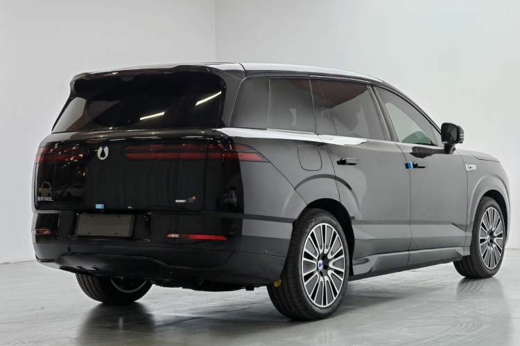 Used Denza N8L 2025 Model Flagship Model Exterior 4