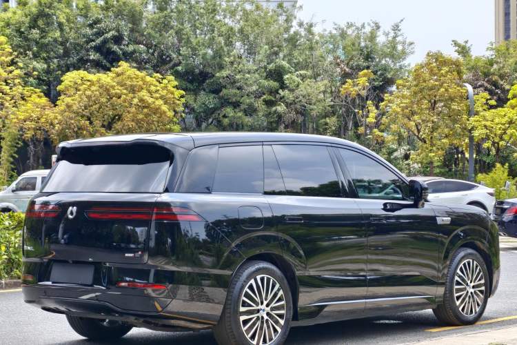 Used Denza N8L 2025 Model Zunrong Model Exterior 4