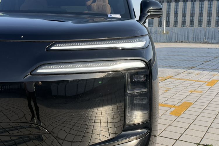 Used Denza N8L 2025 Model Zunrong Model Exterior 5