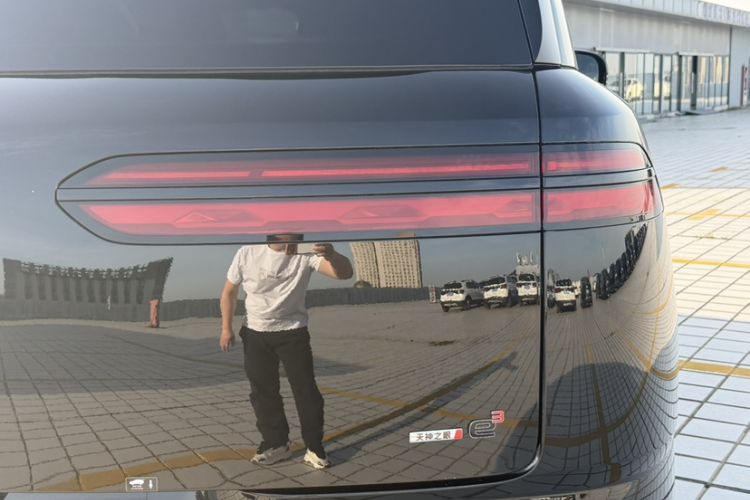 Used Denza N8L 2025 Model Zunrong Model Exterior 8