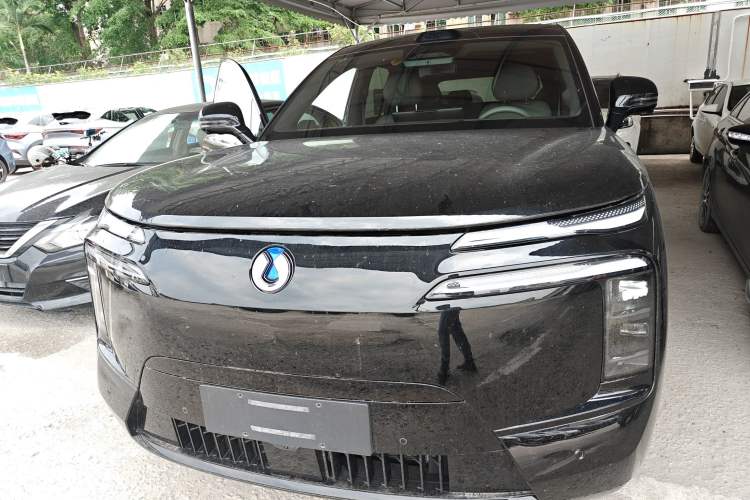 Used Denza N8L 2025 Model Flagship Model Front