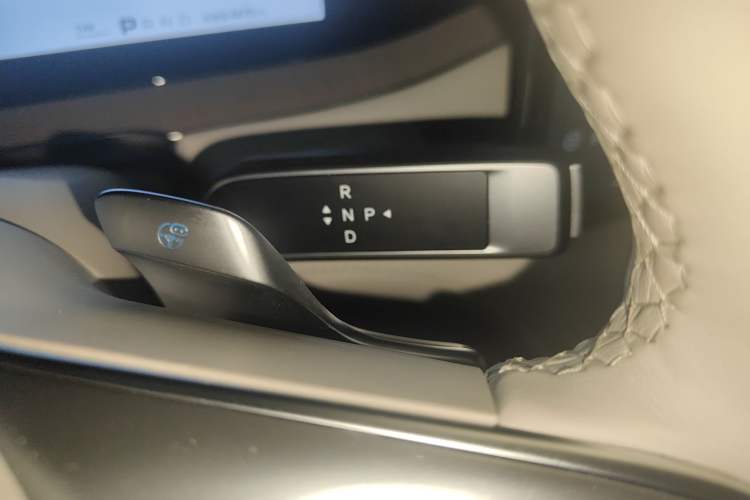 Used Denza N8L 2025 Model Flagship Model Gear Lever