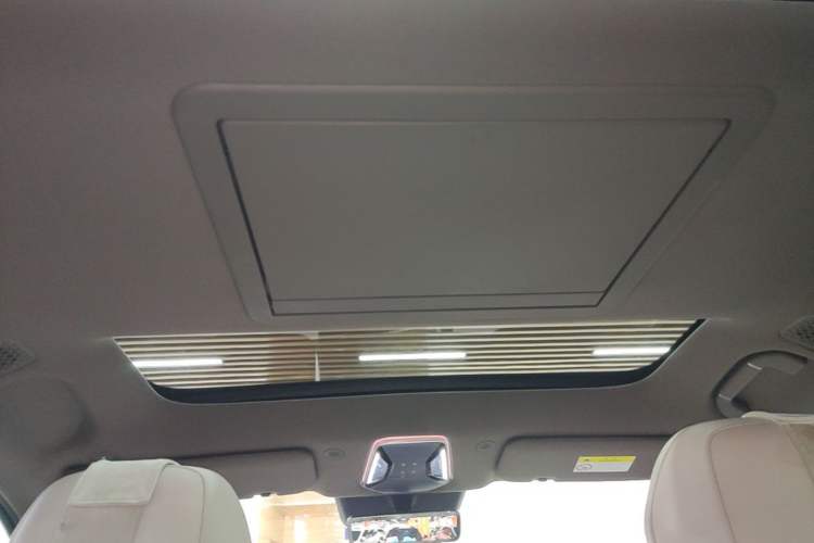Used Denza N8L 2025 Model Flagship Model Headliner