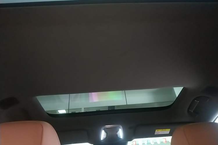 Used Denza N8L 2025 Model Zunrong Model Headliner