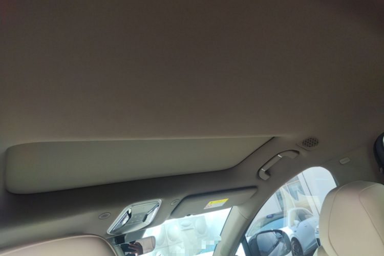 Used Denza N8L 2025 Model Zunrong Model Headliner