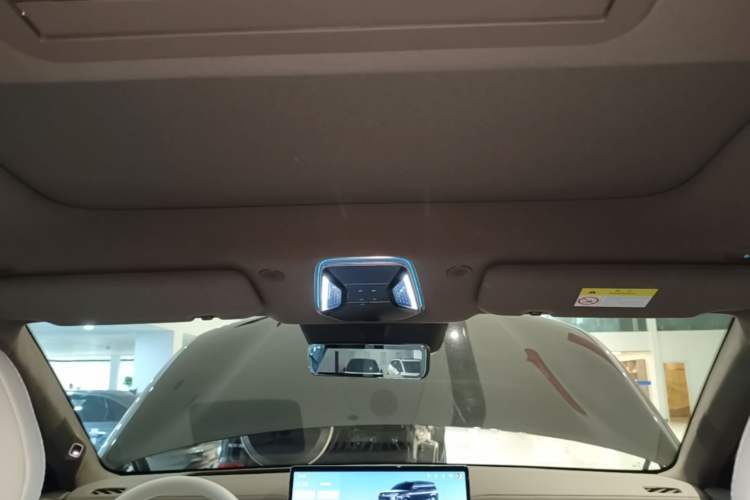 Used Denza N8L 2025 Model Flagship Model Headliner
