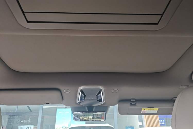 Used Denza N8L 2025 Model Flagship Model Headliner
