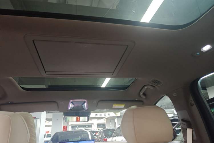 Used Denza N8L 2025 Model Flagship Model Headliner