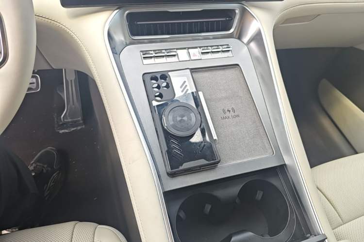 Used Denza N8L 2025 Model Flagship Model Interior 1