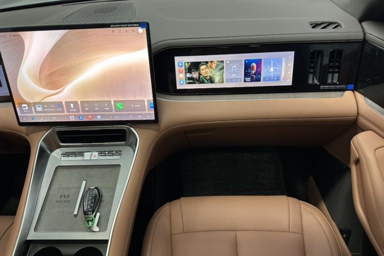 Used Denza N8L 2025 Model Zunrong Model Interior 12