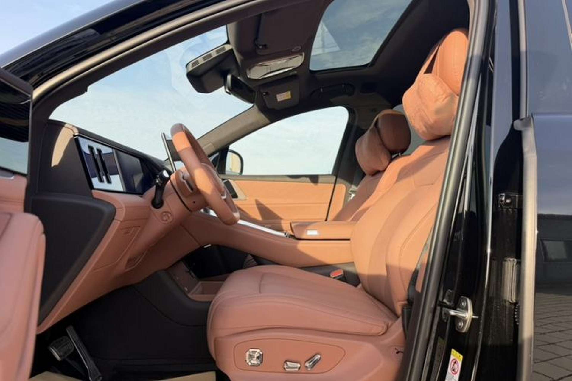 Used Denza N8L 2025 Model Zunrong Model Interior 4