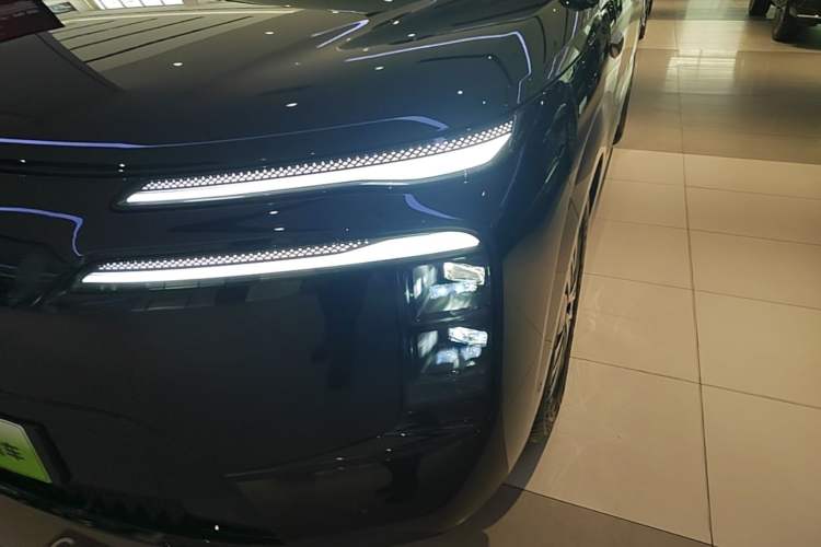 Used Denza N8L 2025 Model Zunrong Model Left Front Headlight