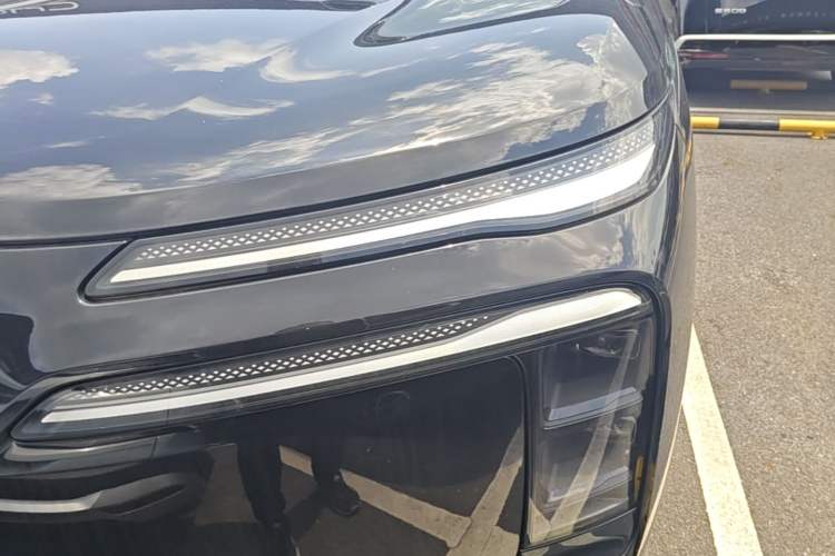 Used Denza N8L 2025 Model Flagship Model Left Front Headlight