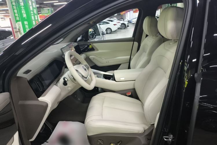 Used Denza N8L 2025 Model Flagship Model Left Front Seat