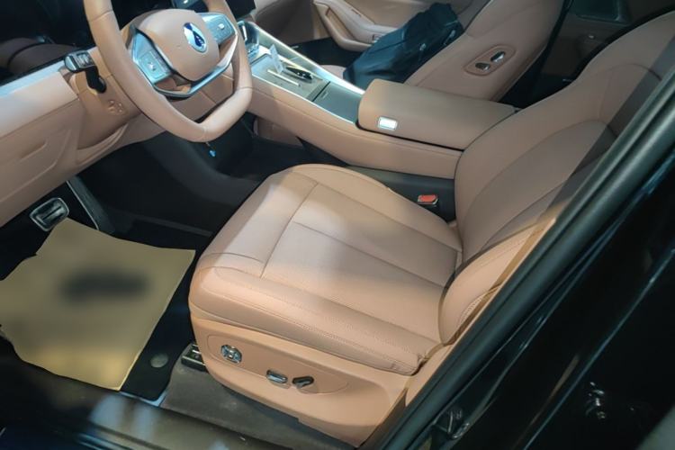 Used Denza N8L 2025 Model Flagship Model Left Front Seat