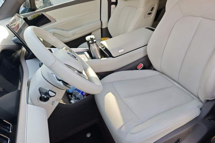 Used Denza N8L 2025 Model Flagship Model Left Front Seat