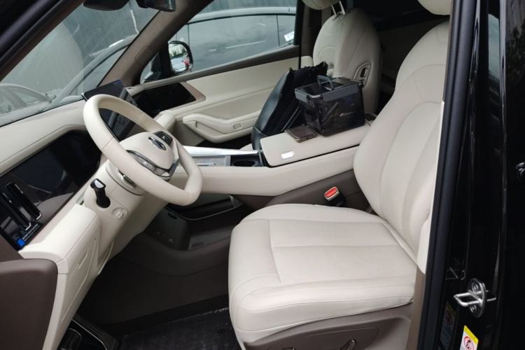 Used Denza N8L 2025 Model Flagship Model Left Front Seat