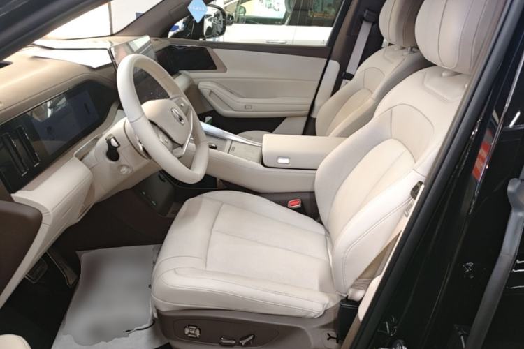 Used Denza N8L 2025 Model Flagship Model Left Front Seat