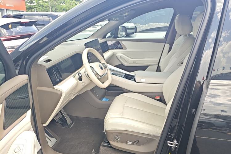 Used Denza N8L 2025 Model Flagship Model Left Front Seat