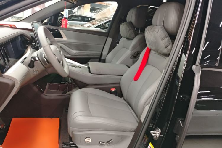 Used Denza N8L 2025 Model Flagship Model Left Front Seat