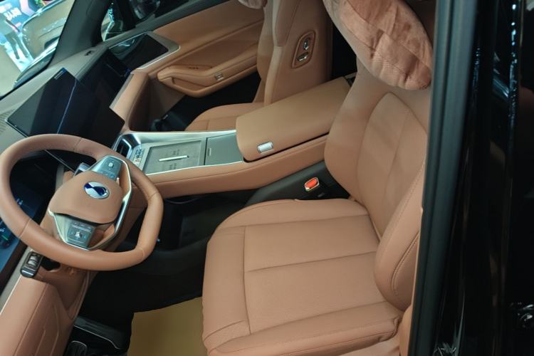 Used Denza N8L 2025 Model Zunrong Model Left Front Seat