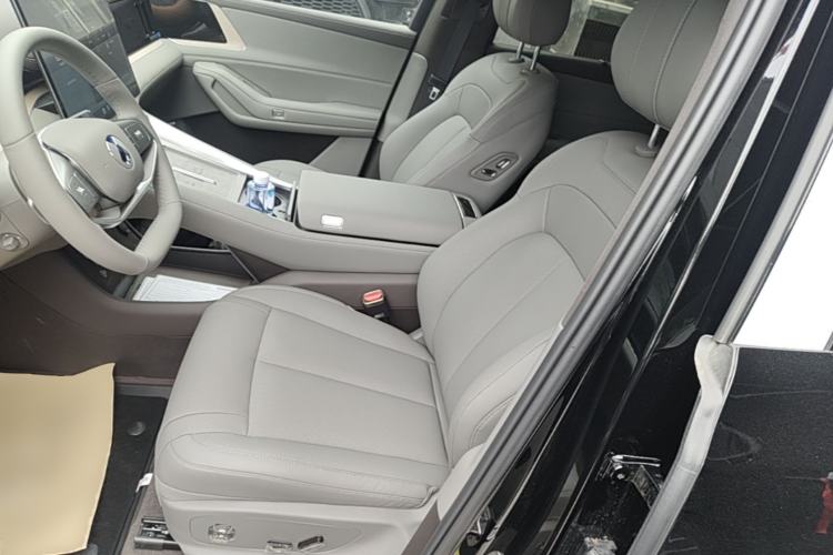 Used Denza N8L 2025 Model Flagship Model Left Front Seat