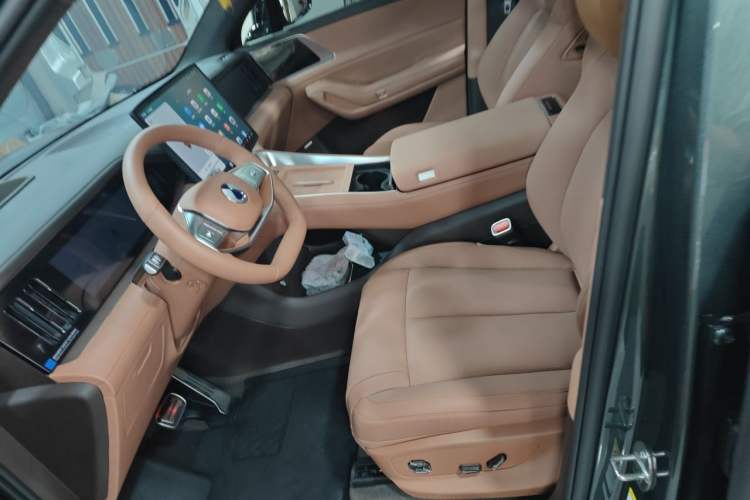 Used Denza N8L 2025 Model Flagship Model Left Front Seat