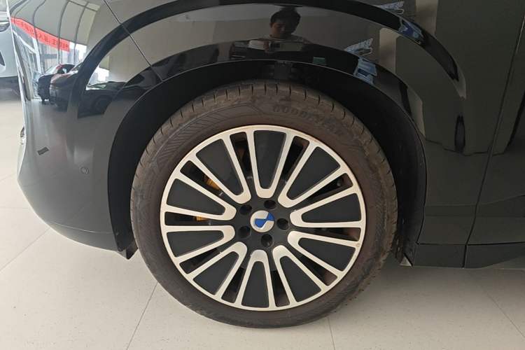 Used Denza N8L 2025 Model Flagship Model Left Front Wheel Hub