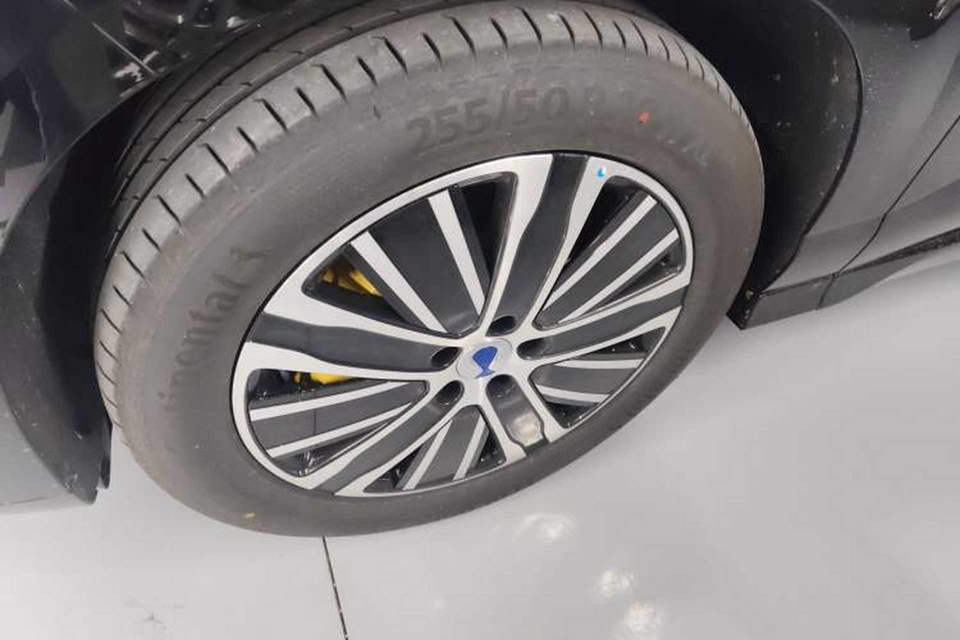 Used Denza N8L 2025 Model Zunrong Model Left Front Wheel Hub