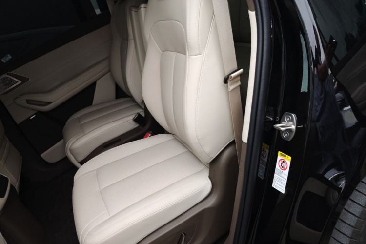 Used Denza N8L 2025 Model Flagship Model Left Rear Seat