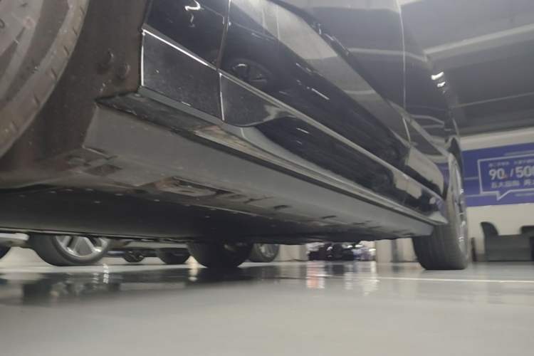 Used Denza N8L 2025 Model Flagship Model Left Side Sill