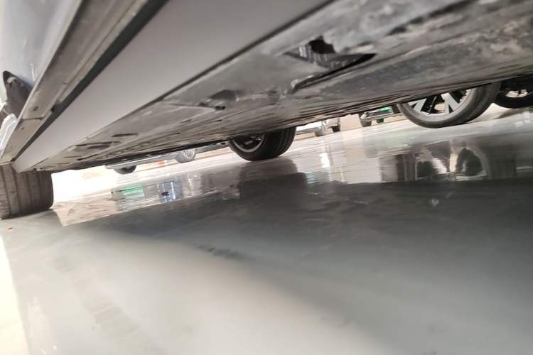 Used Denza N8L 2025 Model Flagship Model Left Side Sill