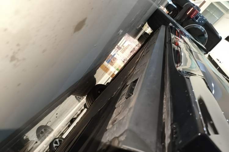Used Denza N8L 2025 Model Flagship Model Left Side Sill