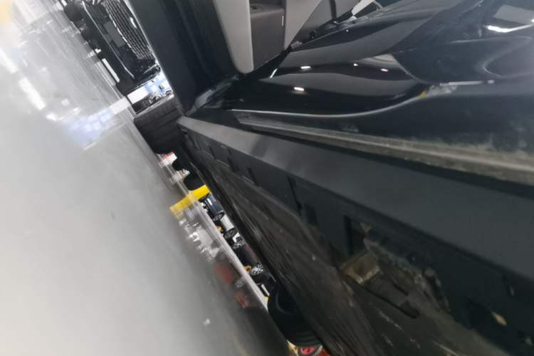 Used Denza N8L 2025 Model Flagship Model Left Side Sill