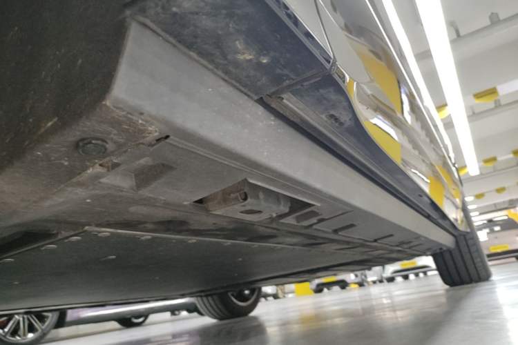 Used Denza N8L 2025 Model Flagship Model Left Side Sill