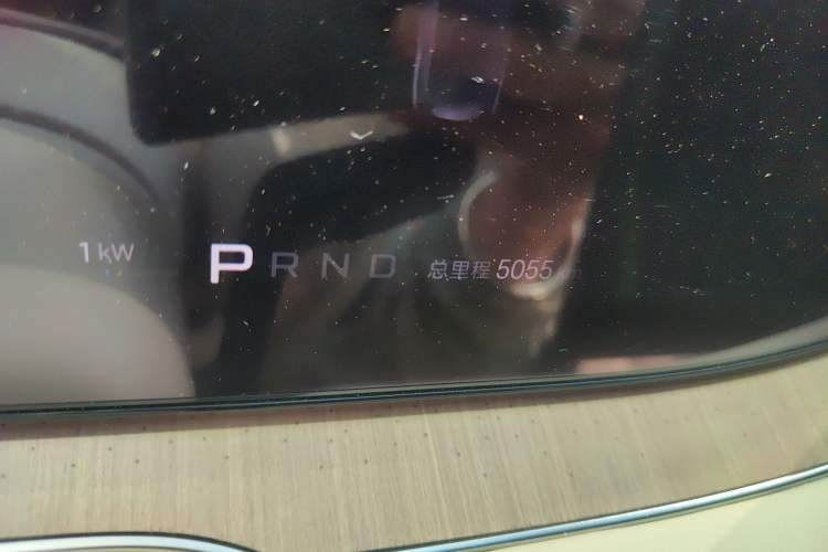 Used Denza N8L 2025 Model Zunrong Model Odometer Close Up