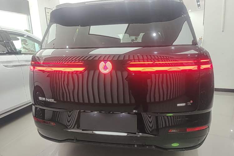 Used Denza N8L 2025 Model Flagship Model Rear