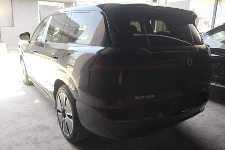 Used Denza N8L 2025 Model Flagship Model Rear Left 45 Deg