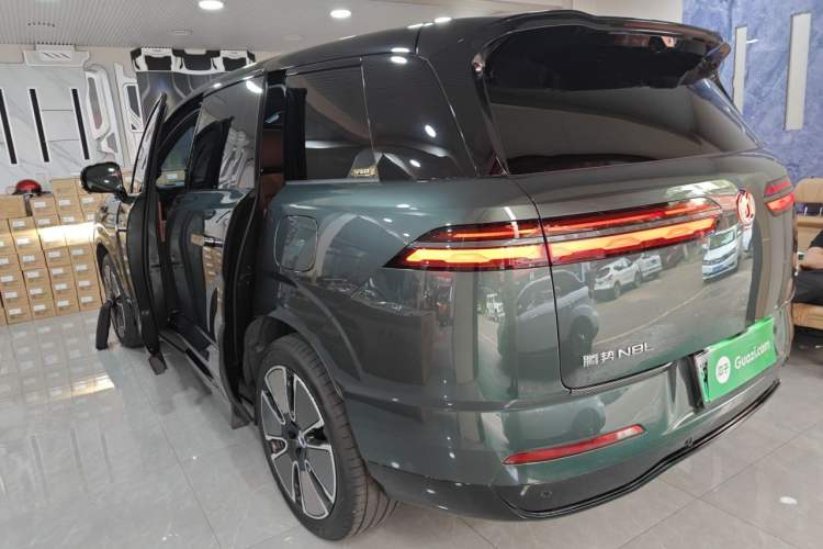 Used Denza N8L 2025 Model Flagship Model Rear Left 45 Deg
