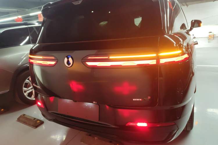 Used Denza N8L 2025 Model Zunrong Model Rear