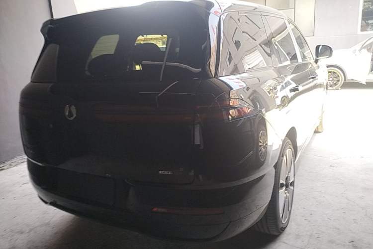 Used Denza N8L 2025 Model Flagship Model Rear Right 45 Deg